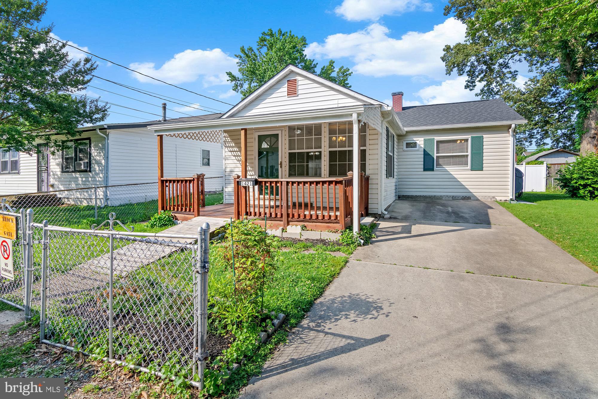 Welcome to 1421 3rd Road!