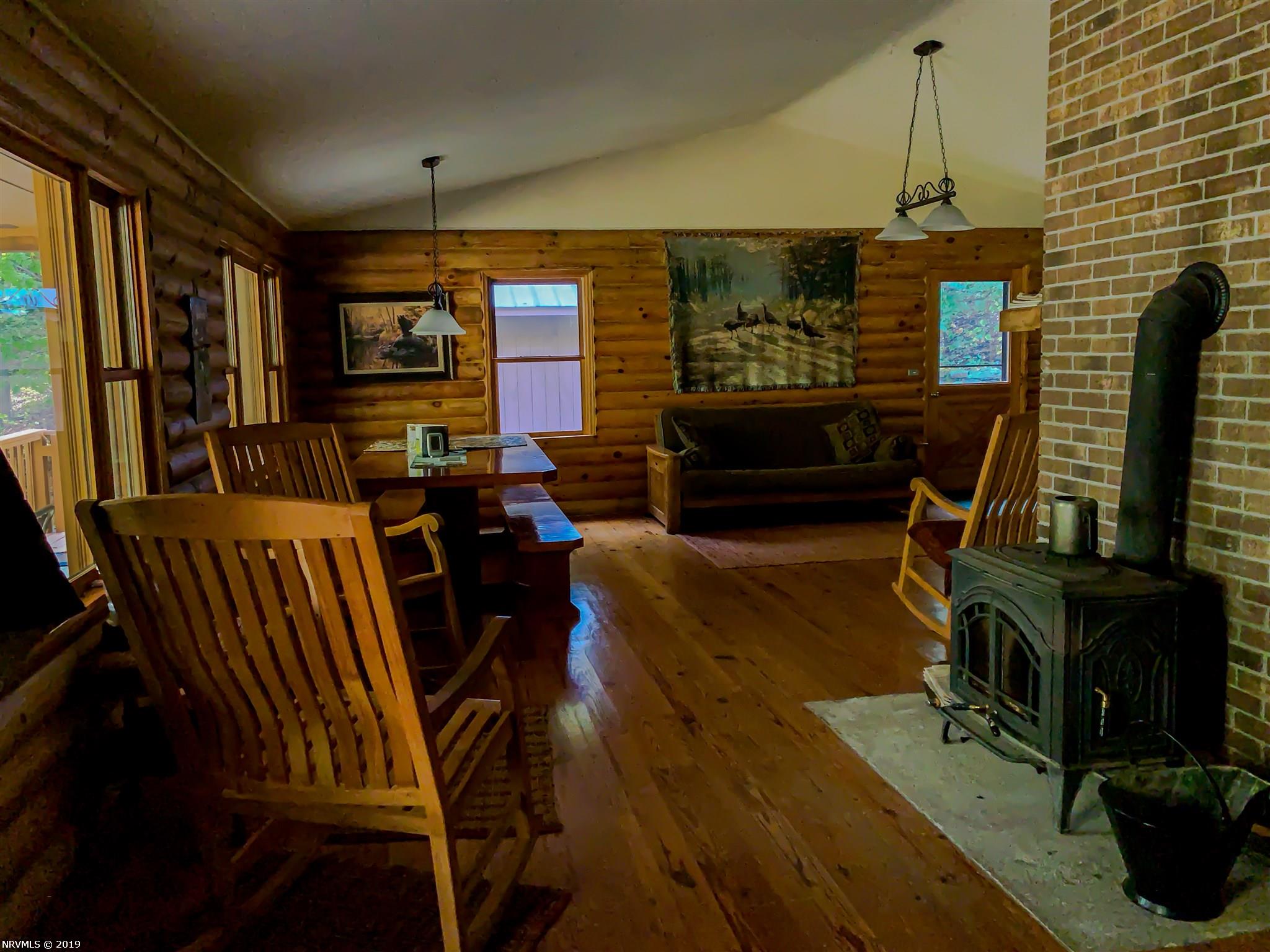 3182 North Fork Road Elliston, VA 24087 - Photo 8 of 19 Gallery Image 8