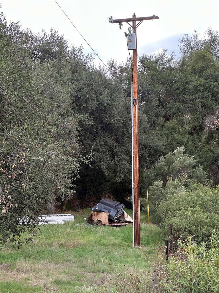 34930 East Benton Road Hemet, CA 92544 - Photo 14 of 54 a view of a tiny house with a park