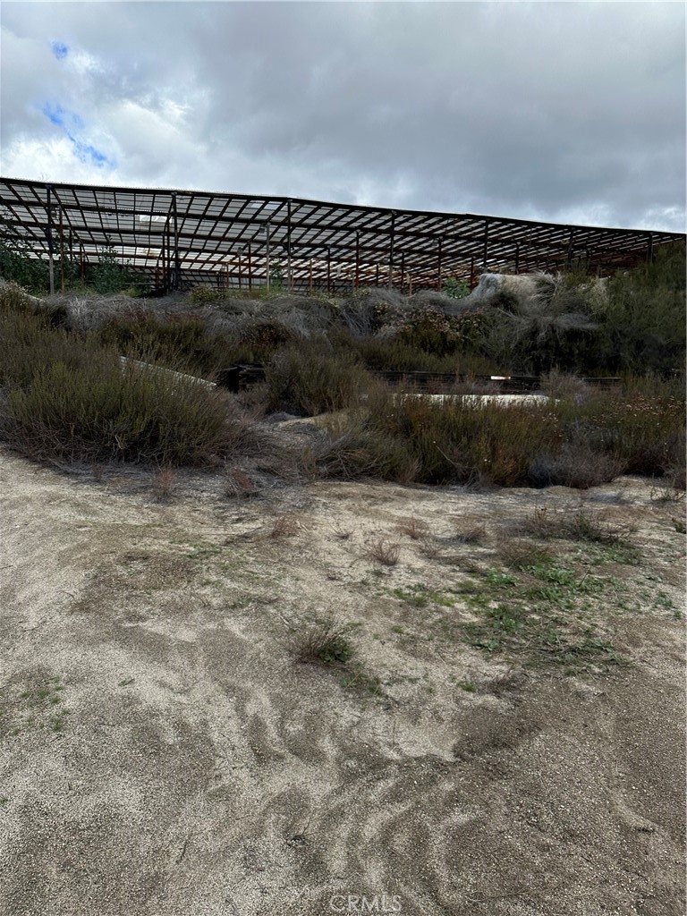 34930 East Benton Road Hemet, CA 92544 - Photo 43 of 54 a view of outdoor space and garden