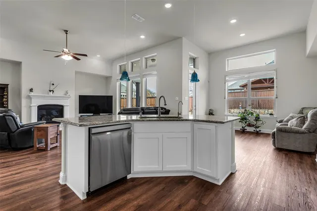 $627,900 | 13784 Carmenita Drive, Frisco, TX 75035