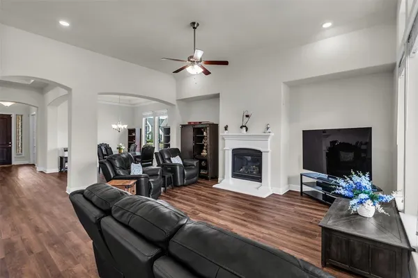 $619,701 | 13784 Carmenita Drive, Frisco, TX 75035