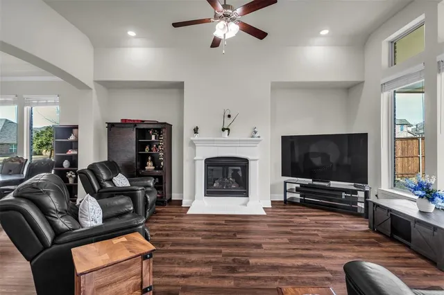 $627,900 | 13784 Carmenita Drive, Frisco, TX 75035