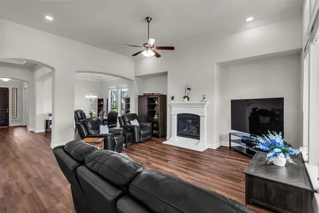 $627,900 | 13784 Carmenita Drive, Frisco, TX 75035