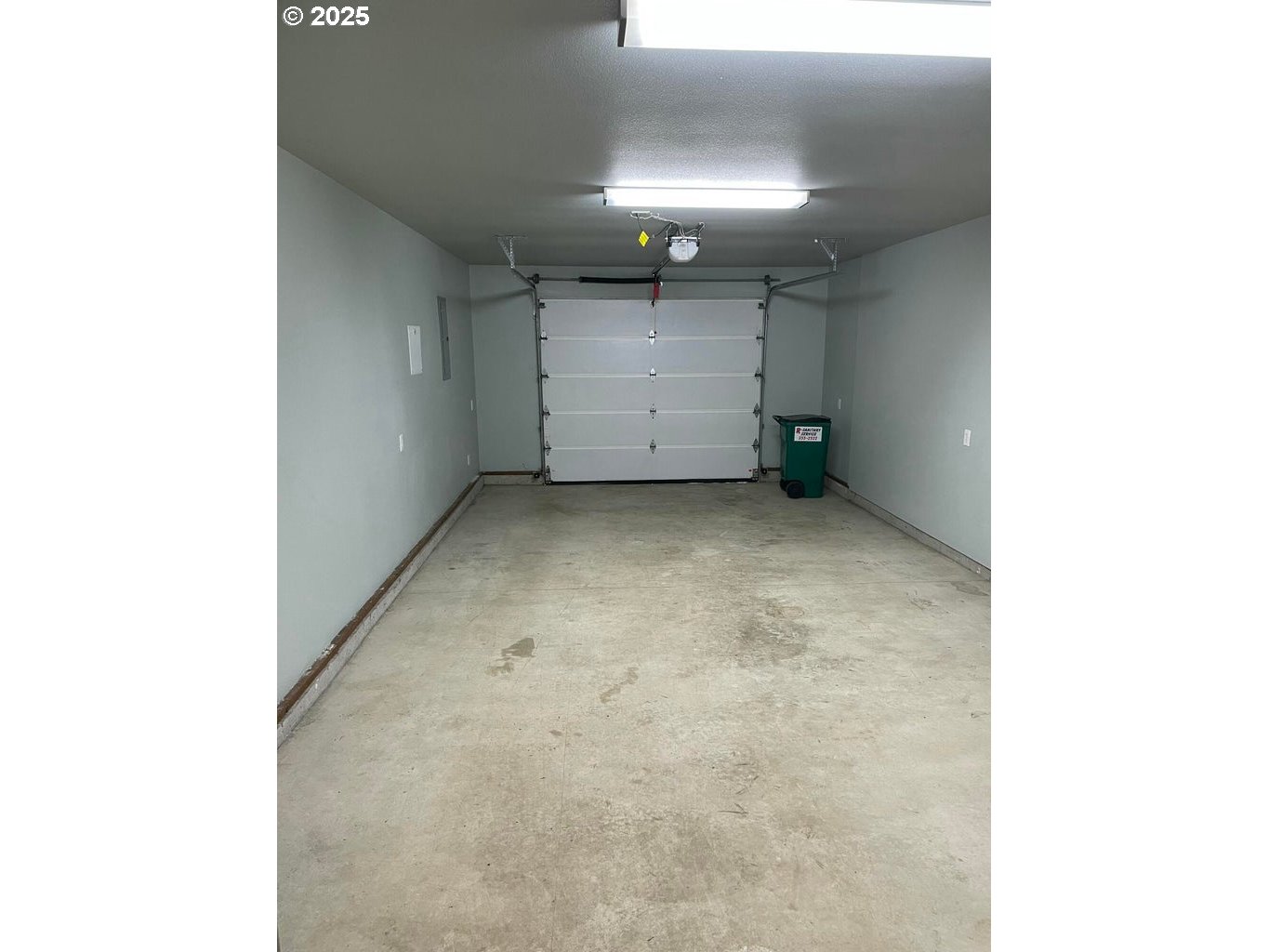 409 Evergreen Avenue Garibaldi, OR 97118 - Photo 6 of 48 a view of a garage