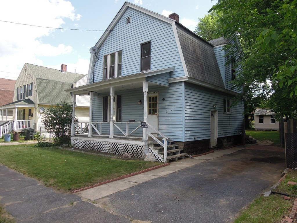 45 Wilton Street Springfield, MA 01109 - Photo 3 of 21