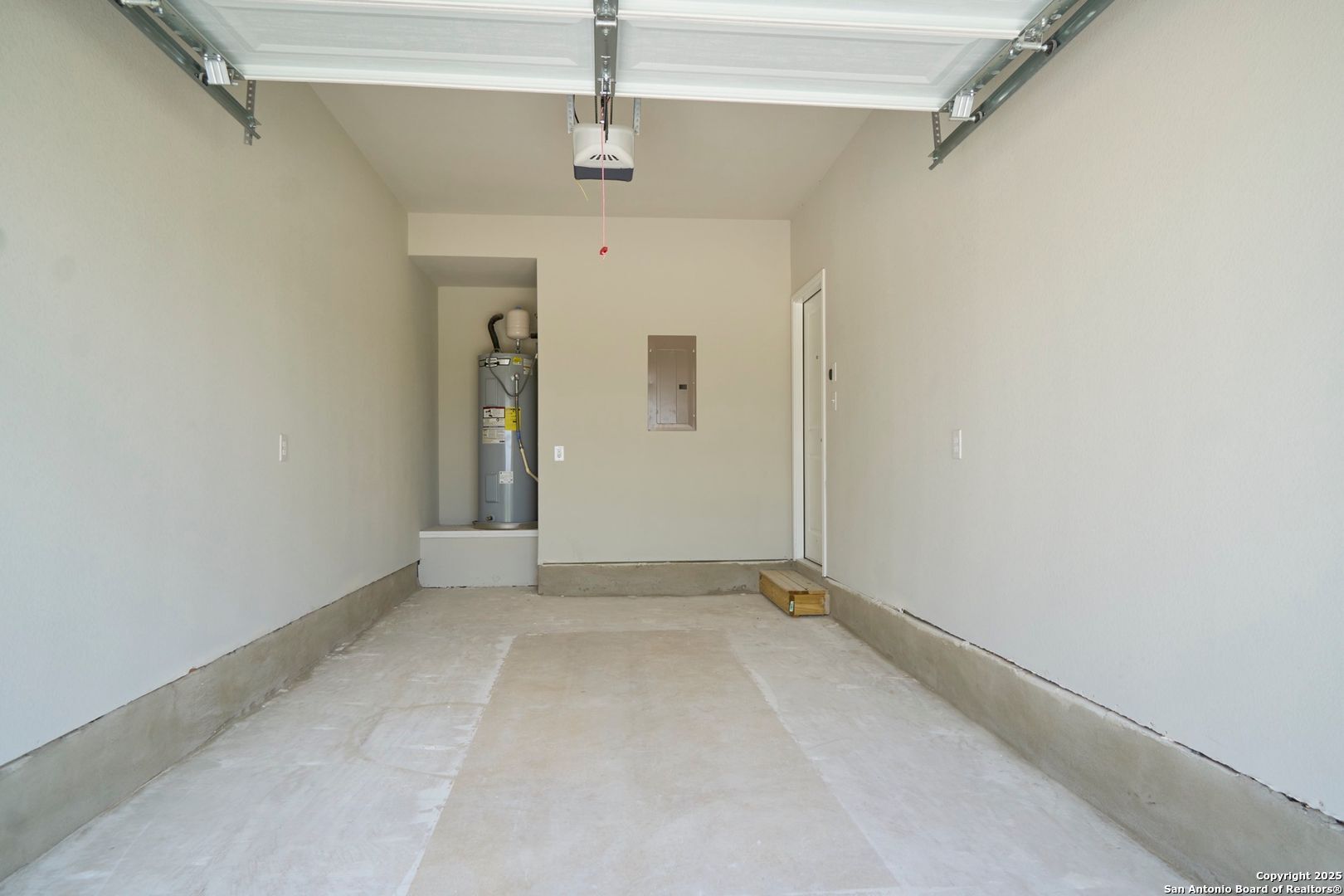 482 Abigail Alley San Antonio, TX 78253 - Photo 25 of 27 a view of an empty room