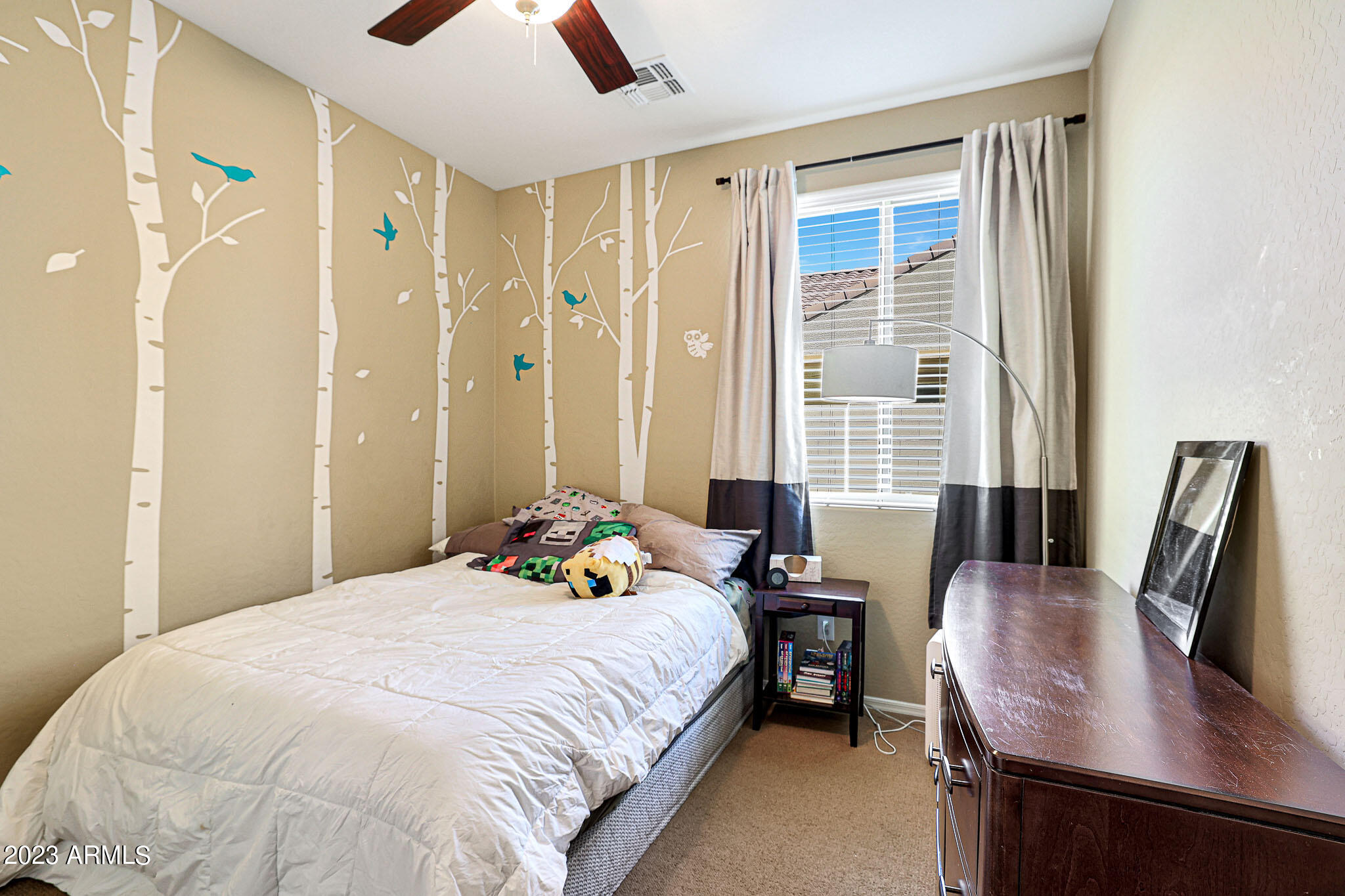16072 West Almeria Road Goodyear, AZ 85395 - Photo 20 of 33 B (26)