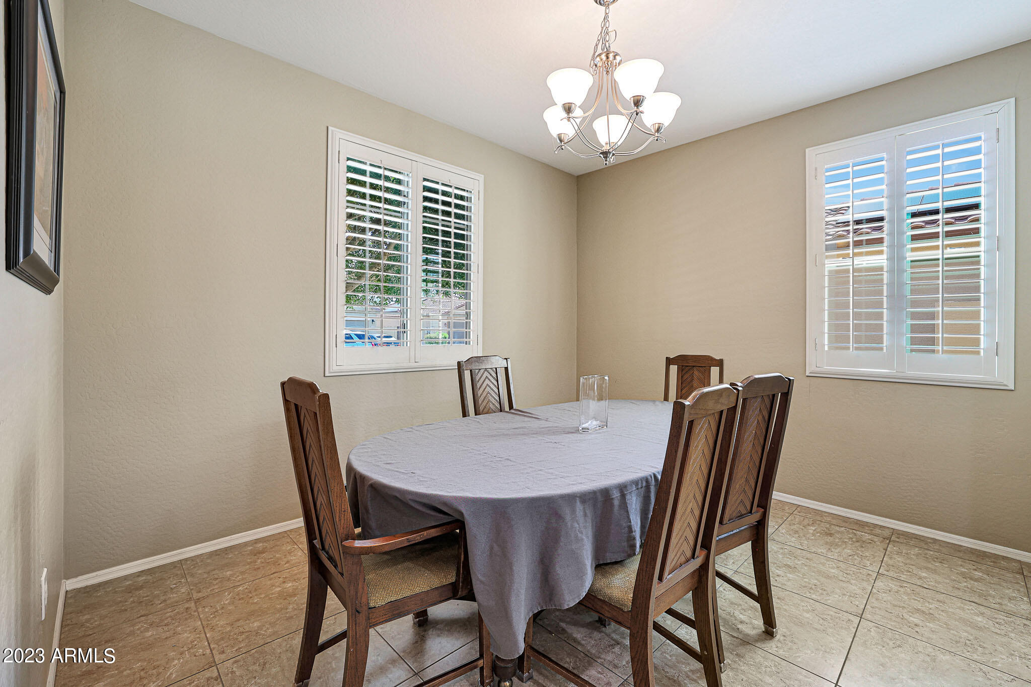 16072 West Almeria Road Goodyear, AZ 85395 - Photo 9 of 33 B (1)