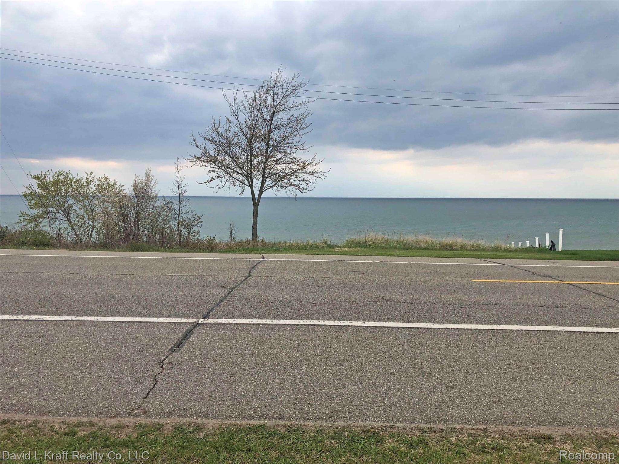 3897 Port Austin Road Caseville, MI 48725 - Photo 17 of 27 3897CrescentBeachView.jpg