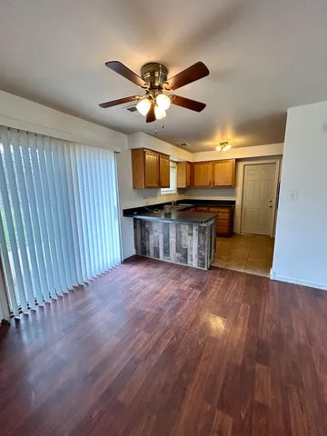 $164,900 | 16613 Wedgewood Drive, Markham, IL 60428