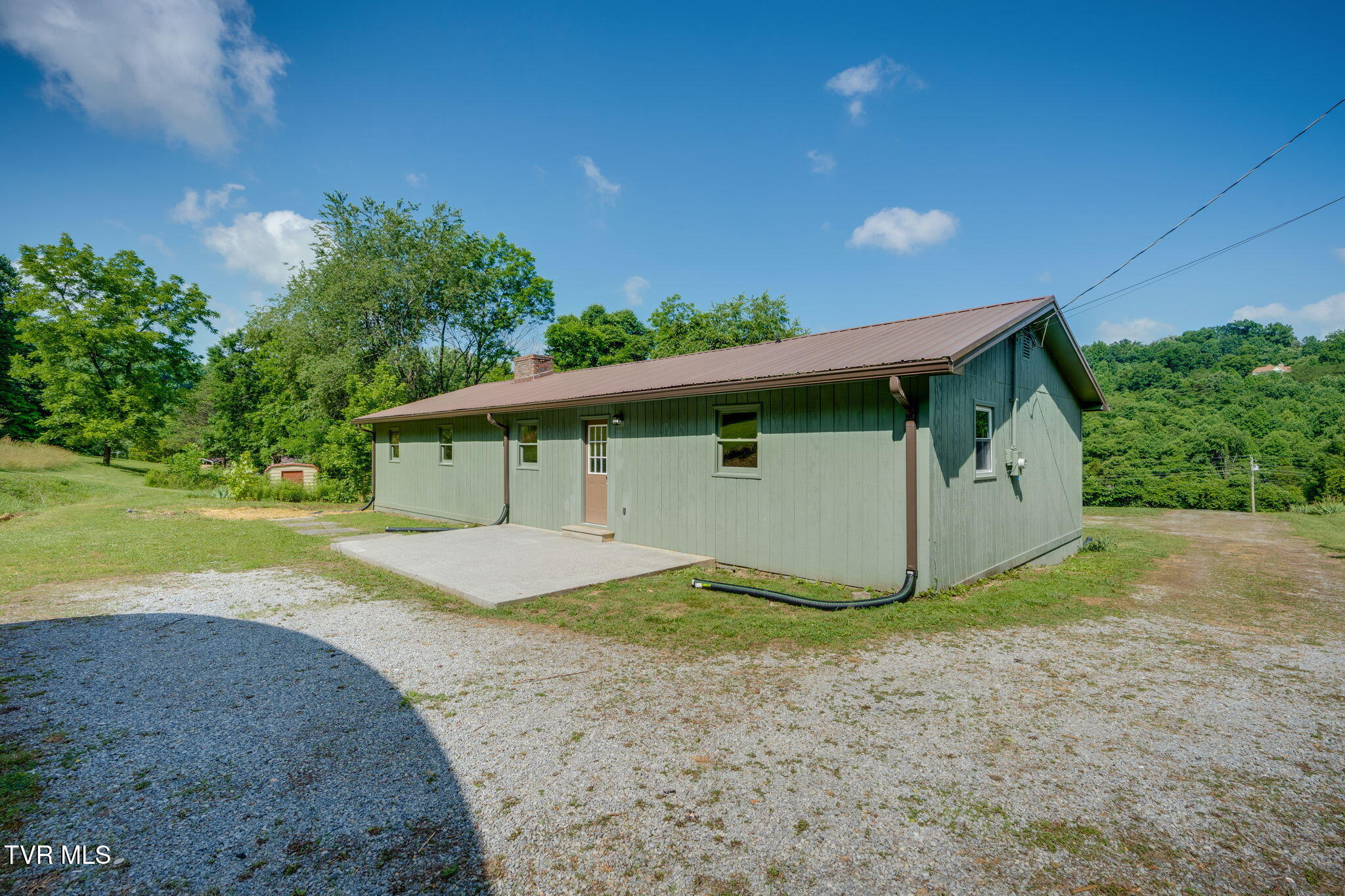 146 Ollie Collins Road Elizabethton, TN 37643 - Photo 27 of 30 027
