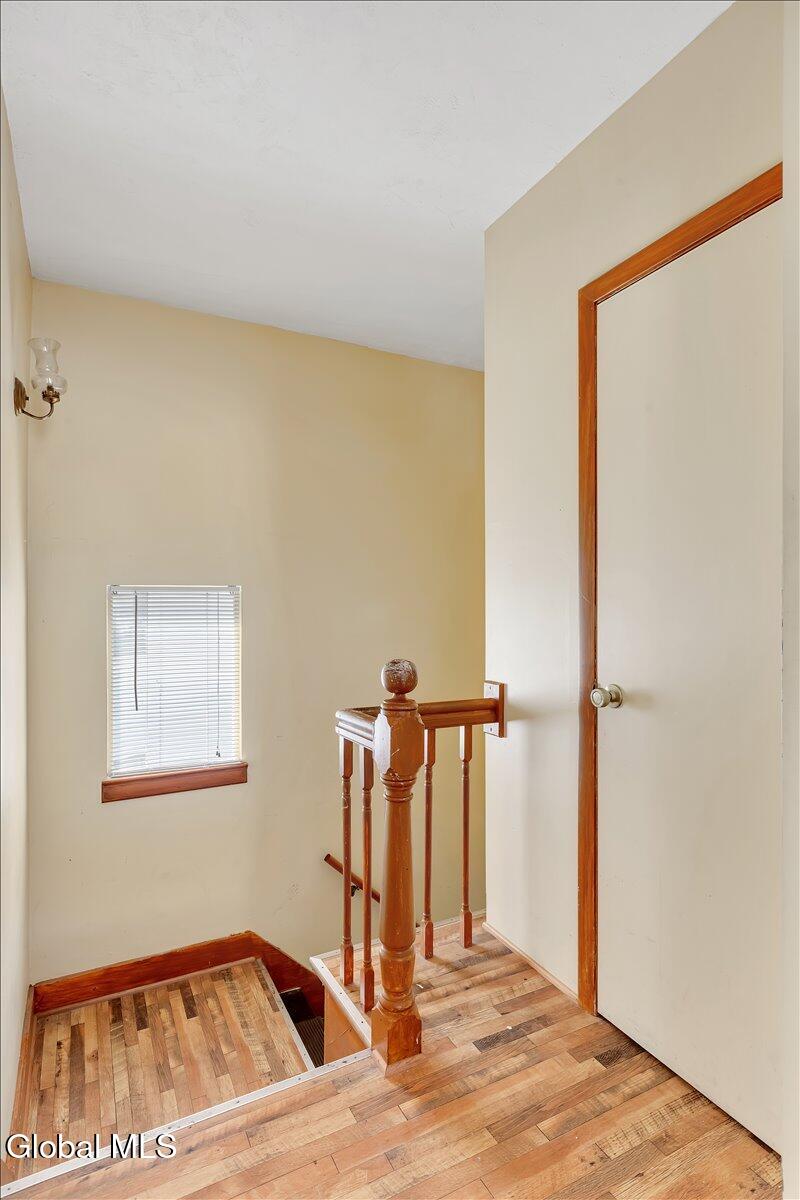 1831 Eastern Parkway Schenectady, NY 12309 - Photo 27 of 53 27-1831 Eastern Pkwy-28