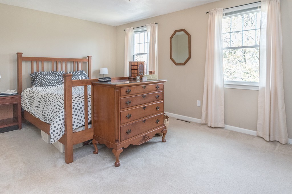 76 Carol Road Needham, MA 02492 - Photo 12 of 15 Gallery Image 12