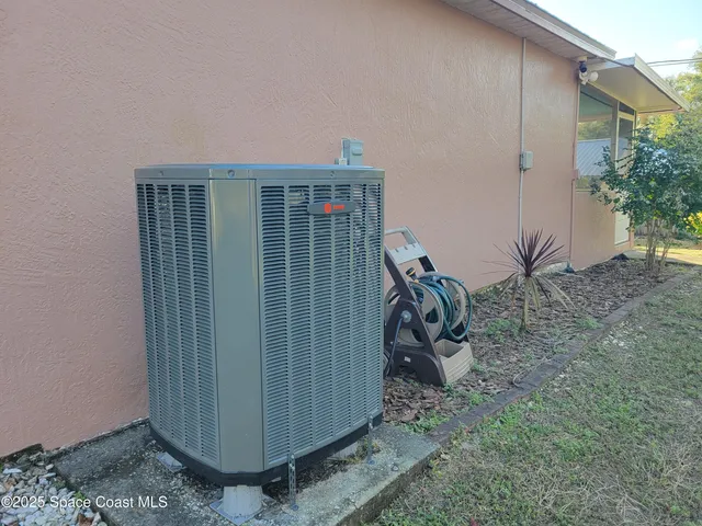 $2,095 | 5120 Volusia Avenue, Titusville, FL 32780