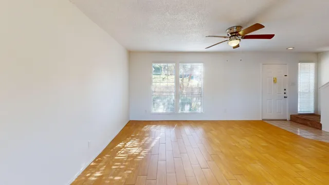 $1,799 | 1015 East Yager Lane, Unit 157, Austin, TX 78753