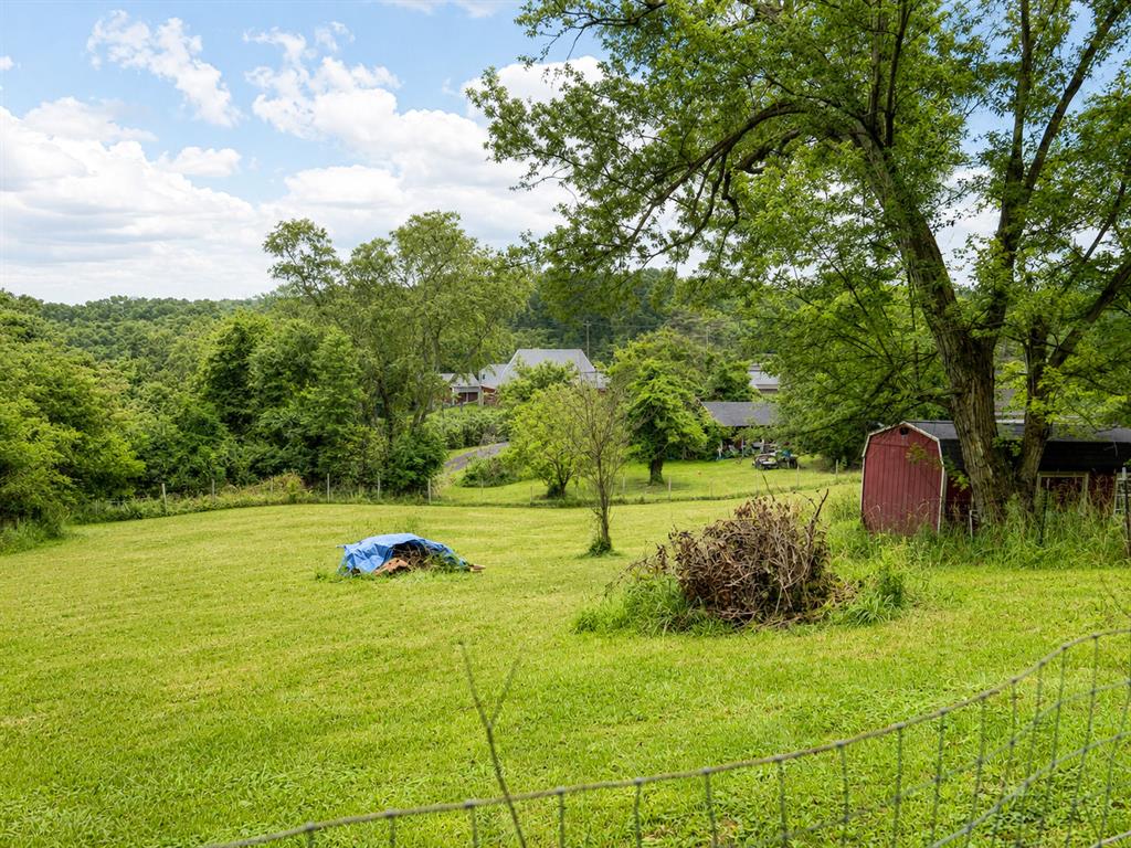 3510 Green Garden Road Aliquippa, PA 15001 - Photo 31 of 31