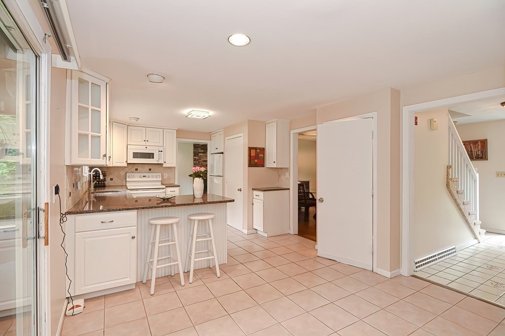 24 Condor Road Sharon, MA 02067 - Photo 13 of 42 Gallery Image 13