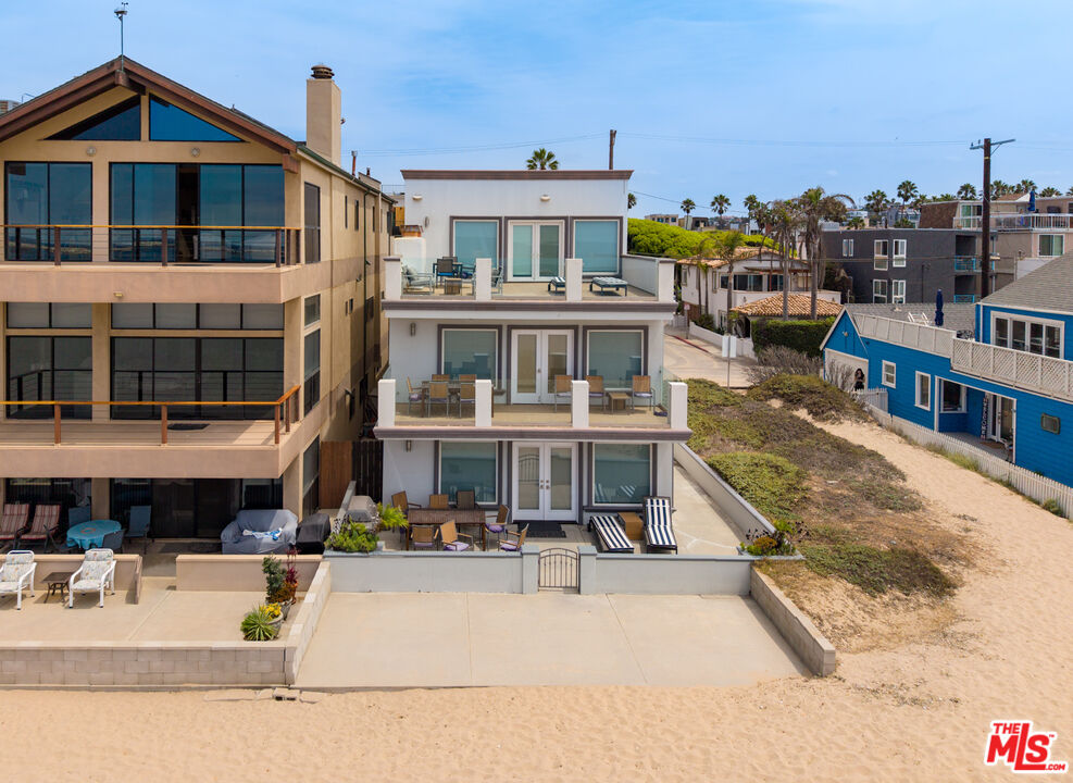 6419 Ocean Front Walk Playa del Rey, CA 90293 - Photo 40 of 47 Gallery Image 40