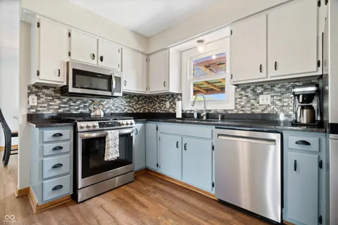 $375,000 | 11810 Wainwright Boulevard, Fishers, IN 46038