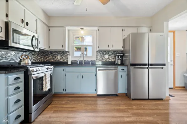$375,000 | 11810 Wainwright Boulevard, Fishers, IN 46038