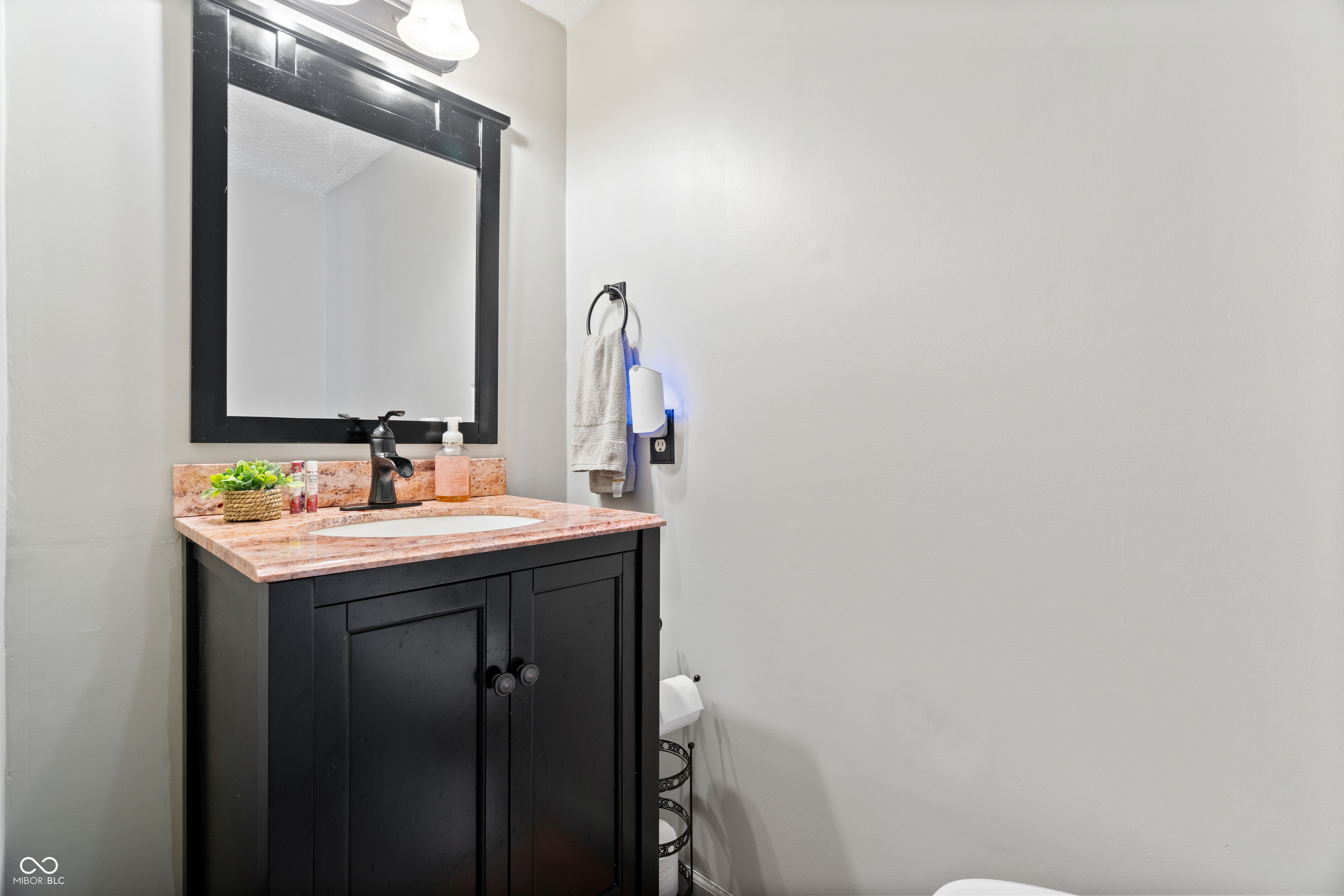 11810 Wainwright Boulevard Fishers, IN 46038 - Photo 24 of 36