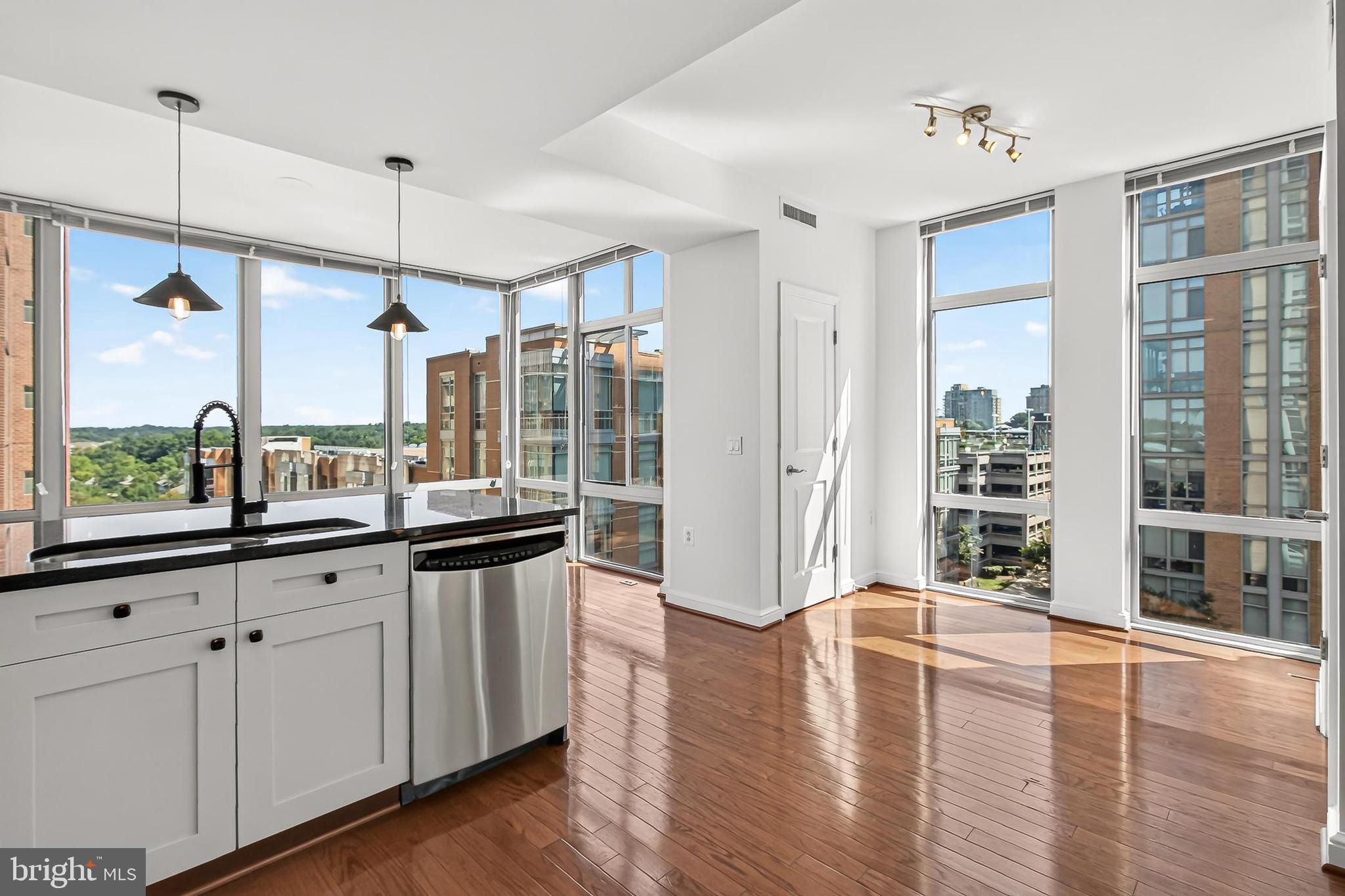 11990 Market Street, Unit 717 Reston, VA 20190 - Photo 12 of 38 Gallery Image 12