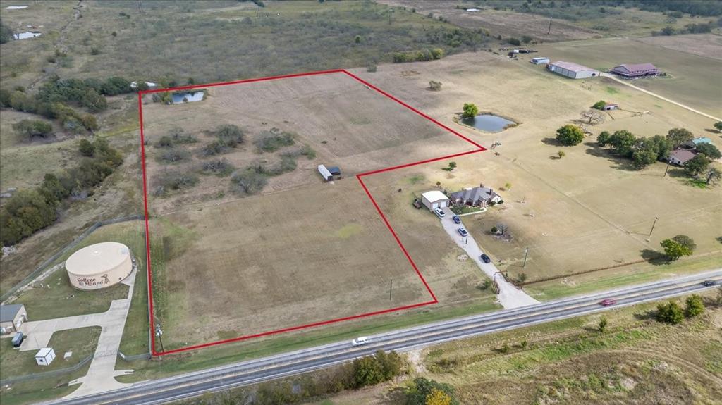 a view of a bathroom