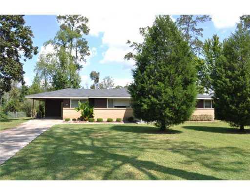 929 Pine Ridge Road Bogalusa, LA 70427 - Photo 2 of 11 Gallery Image 2
