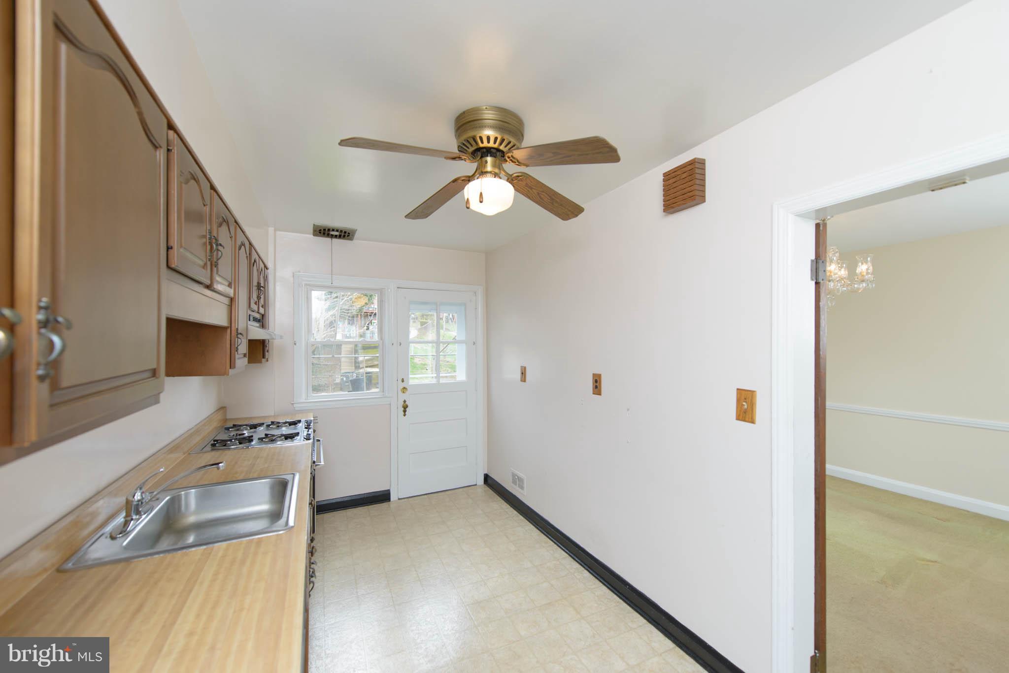 1103 Granville Road Baltimore, MD 21207 - Photo 14 of 29 Kitchen