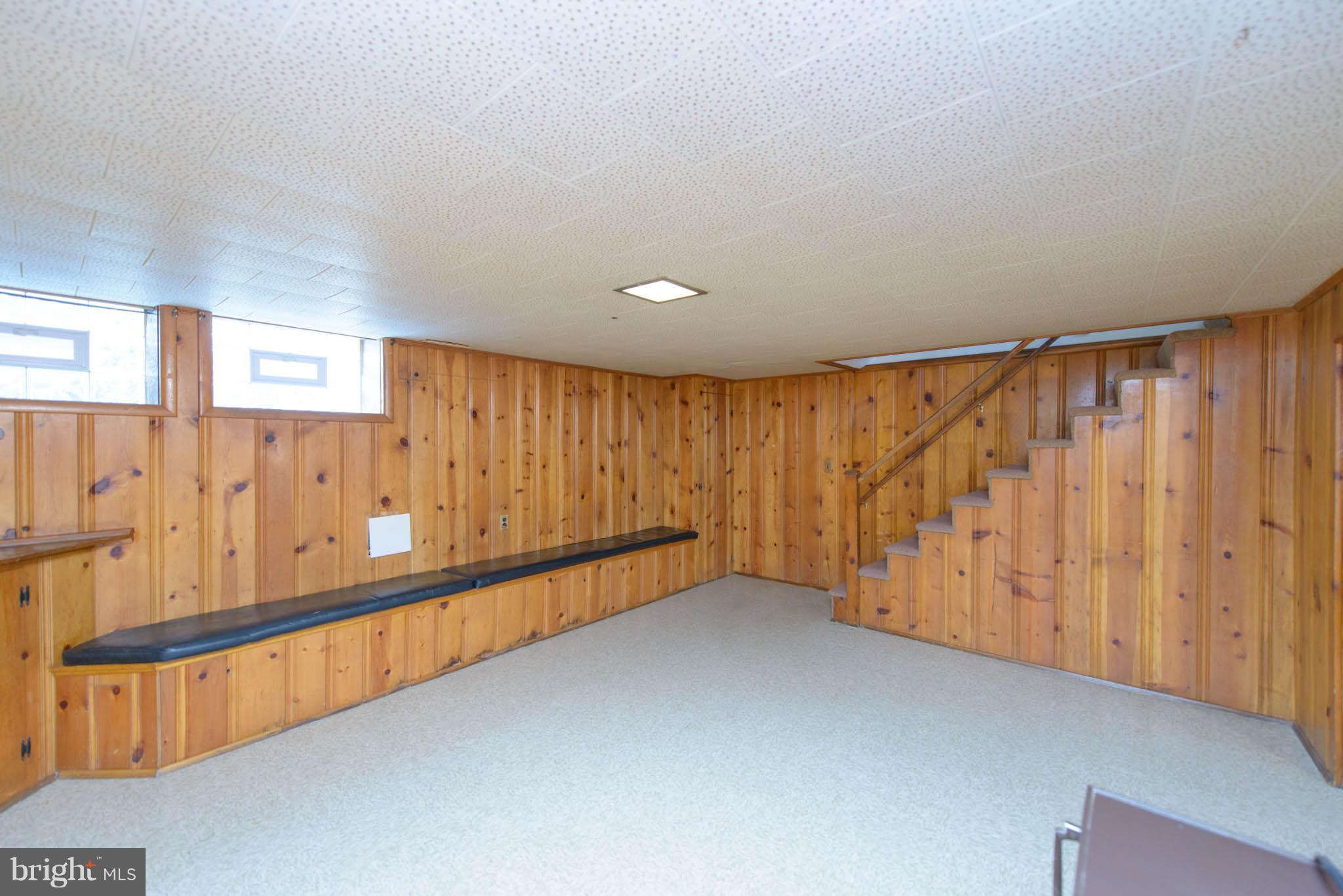 1103 Granville Road Baltimore, MD 21207 - Photo 25 of 29 Family Room
