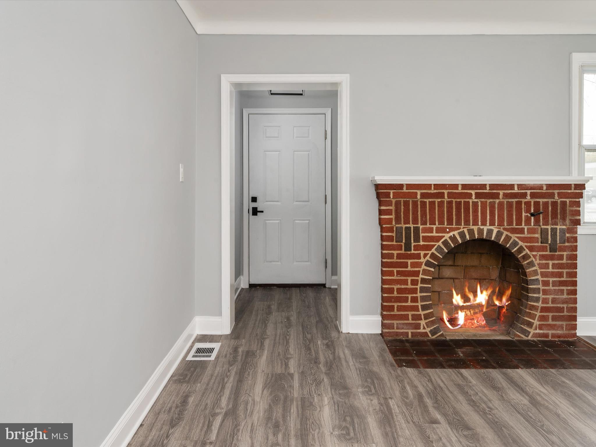 5002 Silver Hill Road Suitland, MD 20746 - Photo 5 of 39 a room with a fireplace