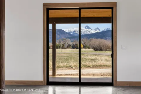 $1,975,000 | 6322 Fox Springs Drive, Victor, ID 83455