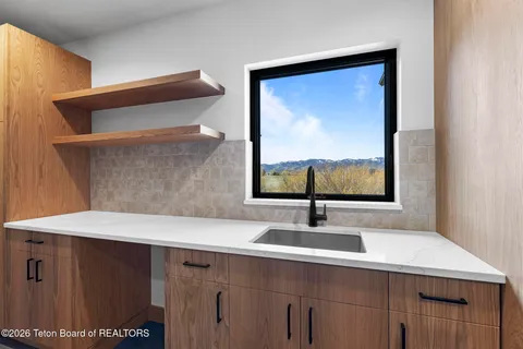 $1,975,000 | 6322 Fox Springs Drive, Victor, ID 83455