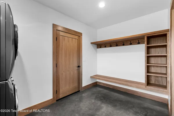 $1,975,000 | 6322 Fox Springs Drive, Victor, ID 83455