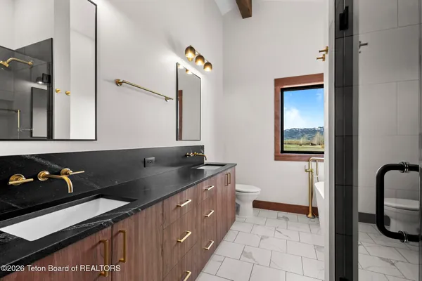 $1,975,000 | 6322 Fox Springs Drive, Victor, ID 83455