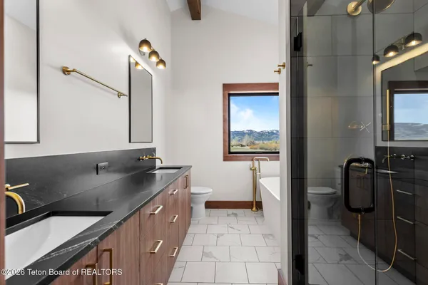 $1,975,000 | 6322 Fox Springs Drive, Victor, ID 83455