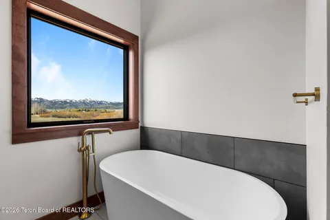 $1,975,000 | 6322 Fox Springs Drive, Victor, ID 83455