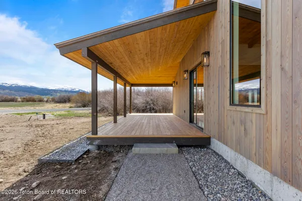 $1,975,000 | 6322 Fox Springs Drive, Victor, ID 83455