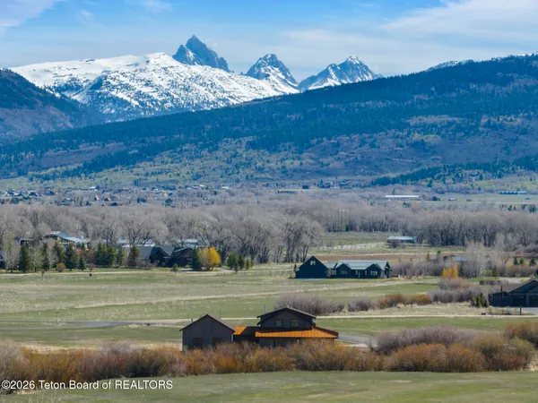 $1,975,000 | 6322 Fox Springs Drive, Victor, ID 83455