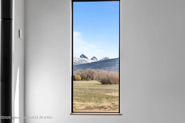 $1,975,000 | 6322 Fox Springs Drive, Victor, ID 83455