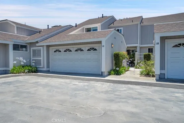 $929,000 | 12 Sparrow Hill Lane, Laguna Hills, CA 92653