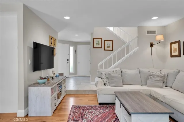 $929,000 | 12 Sparrow Hill Lane, Laguna Hills, CA 92653