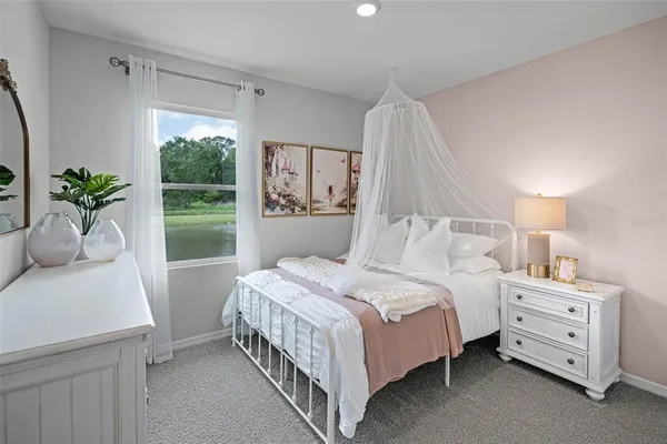 $318,990 | 214 Bull Frog Lane, Umatilla, FL 32784