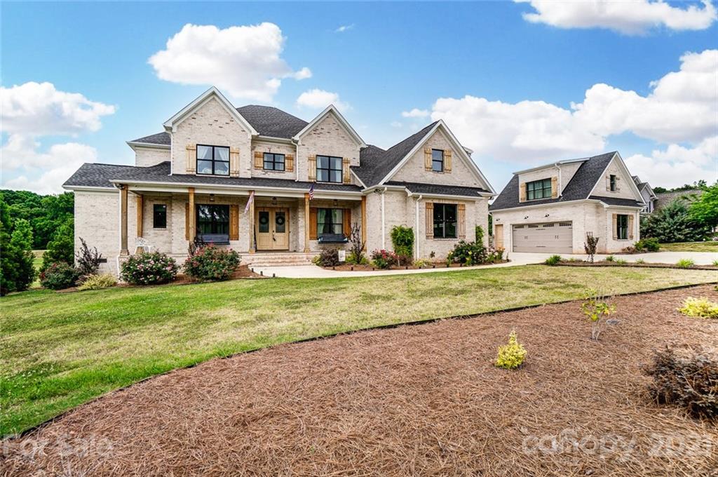 1832 Hannon Farm Road Fort Mill, SC 29715 - Photo 3 of 42 Gallery Image 3