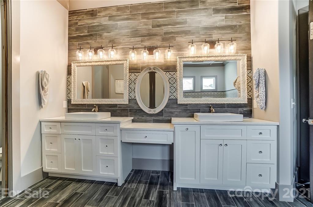 1832 Hannon Farm Road Fort Mill, SC 29715 - Photo 23 of 42 Gallery Image 23