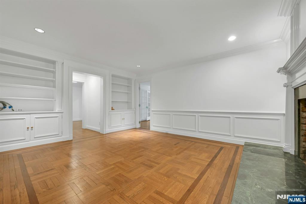 195 Elm Road Englewood, NJ 07631 - Photo 16 of 49