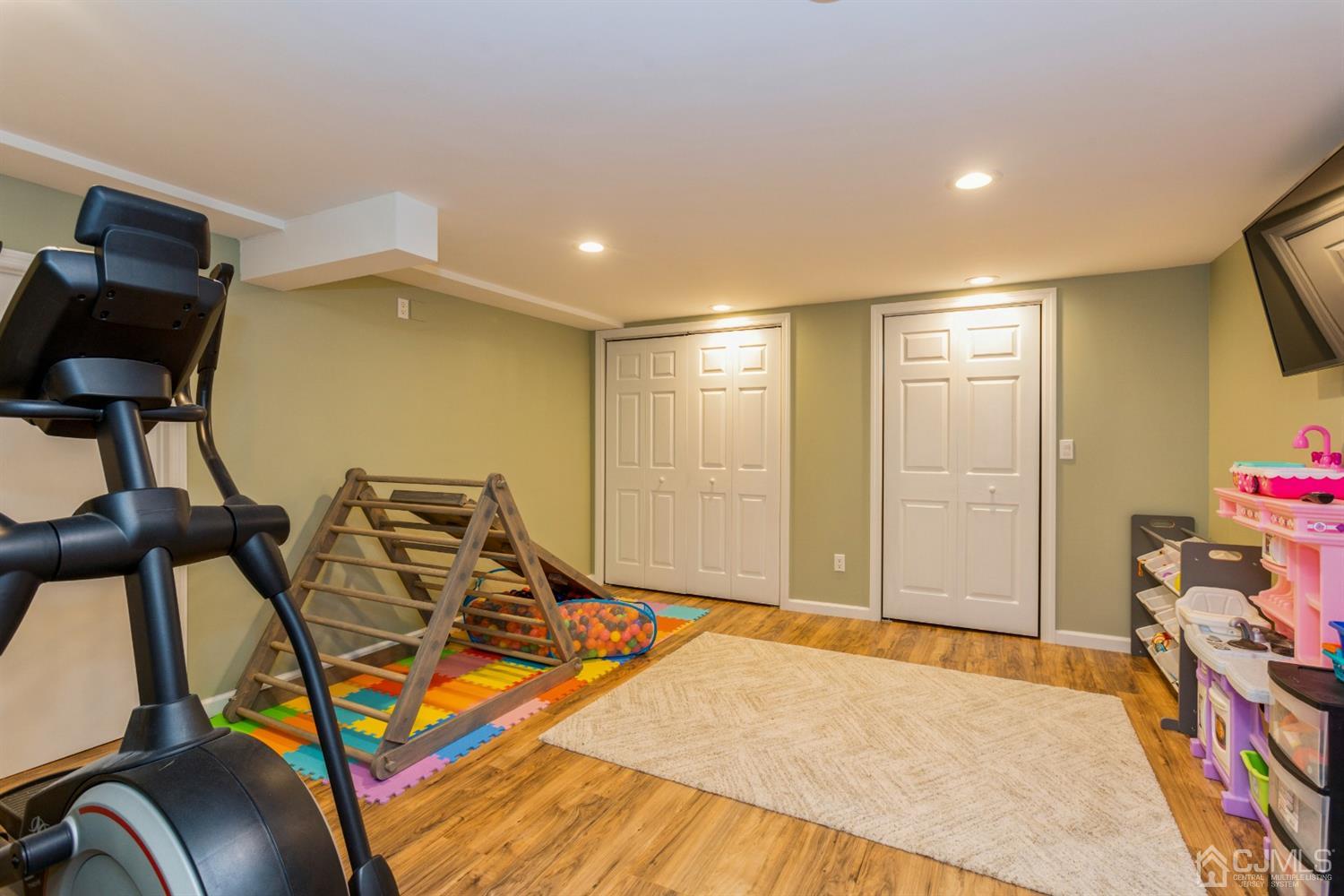 324 Walnut Street Dunellen, NJ 08812 - Photo 16 of 25 Gallery Image 16