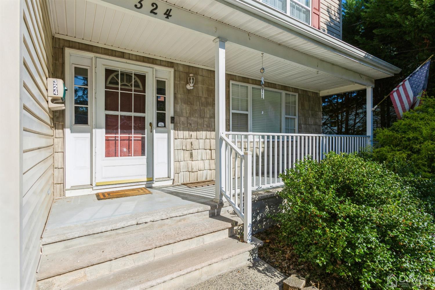 324 Walnut Street Dunellen, NJ 08812 - Photo 3 of 25 Gallery Image 3