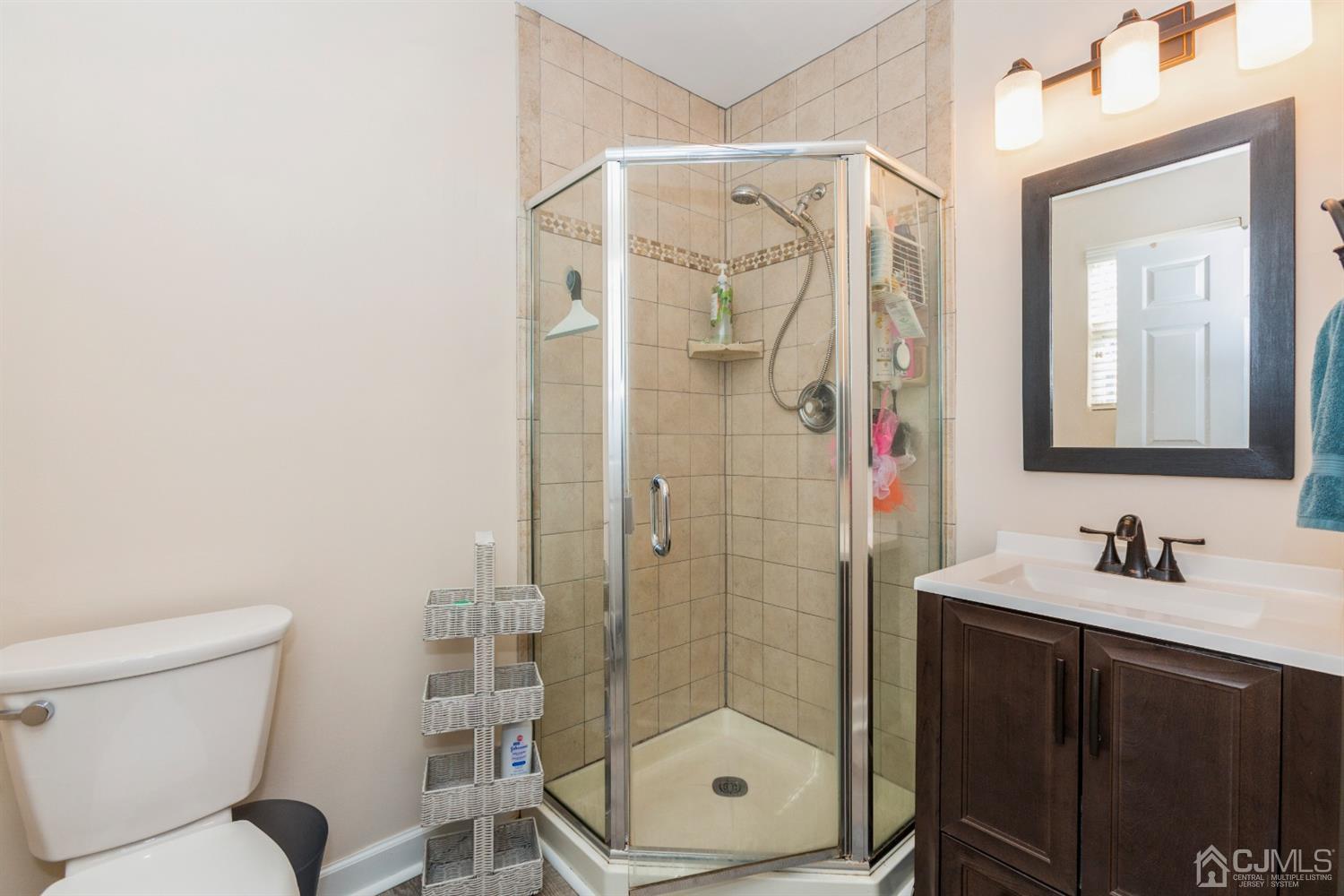 324 Walnut Street Dunellen, NJ 08812 - Photo 24 of 25 Gallery Image 24